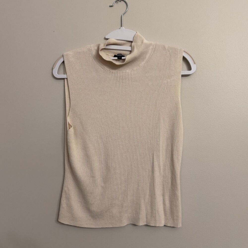 Express Sleeveless Knitted Top in Cream (M)